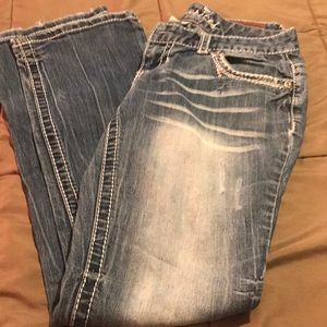 Donating soon! FINAL PRICE! Maurices Jeans